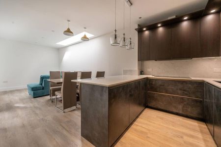 3 bedroom flat to rent - Photo 5