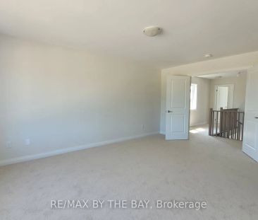 Property For Lease | S9260067 - Photo 6