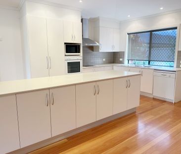 Modern 3-Bedroom Home in Central Ballina - Photo 4