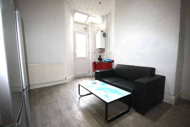 Milnthorpe Street - Photo 1