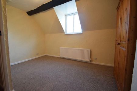 2 bedroom terraced house to rent - Photo 3