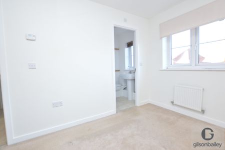 Maurecourt Drive, Brundall, Norwich - Photo 3