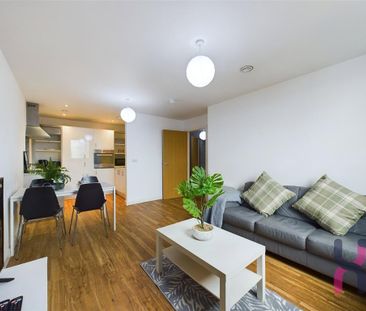 2 bedroom flat to rent - Photo 1