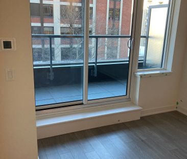 For Lease - 212 King William Street Unit# 422, Hamilton, Ontario - Photo 3