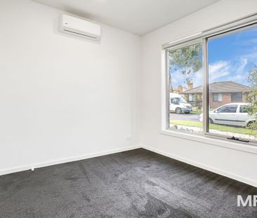 187 Hilton Street, Glenroy - Photo 5