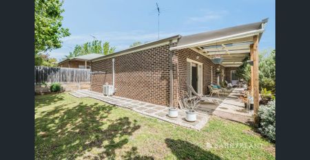 PEACE AND TRANQUILITY IN THE MIDDLE OF HIGHTON - Photo 5