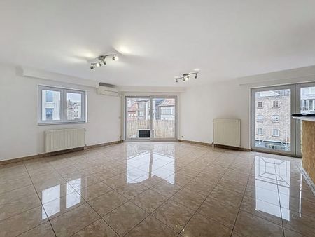 Appartement te huur - Foto 2