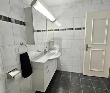 TRAUMHAFTE SICHT ÜBER DAS LIMMATTAL - Foto 1