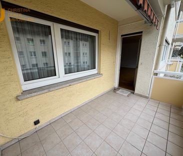 Große 3 Zimmerwohnung im Hochparterre * EBK * Loggia * Stellplatz *... - Photo 4