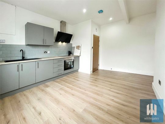 Willow Lane, Birkby, Huddersfield, HD1 - Photo 1