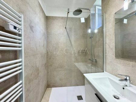 Location Appartement 1 pièce 28m² NICE 06300 - Photo 5