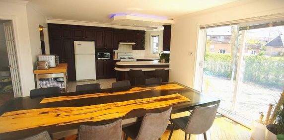 Maison TOUT COMPRIS vue sur le Richelieu/ TRANQUILLE + Très Grand 2260 PC LIBRE DECEMBRE a St Mathias ( près de Chambly et St Hilaire ) A VOIR - Photo 2