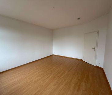 Helle 4 Zimmerwohnung mit Balkon in Stadtnähe - Foto 1