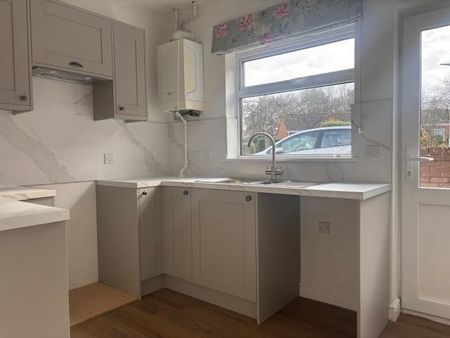 2 bedroom bungalow to rent - Photo 3