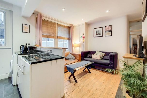 3 bedroom flat to rent - Photo 1