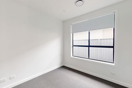 31 Rowcliff Circuit, Lochinvar NSW 2321 - Photo 5