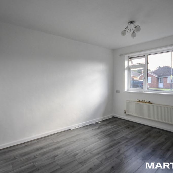 2 bedroom detached bungalow to rent - Photo 1