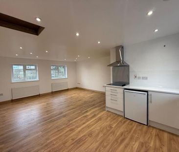 Studio to rent - Photo 6