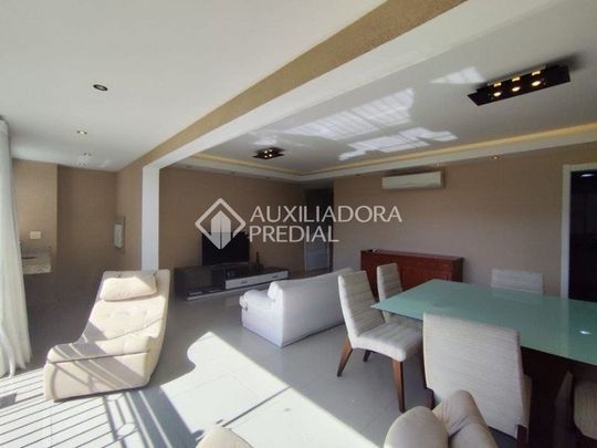 Apartamento com 3 quartos e 120m² para alugar em Jardim Europa, Porto Alegre. - Photo 1