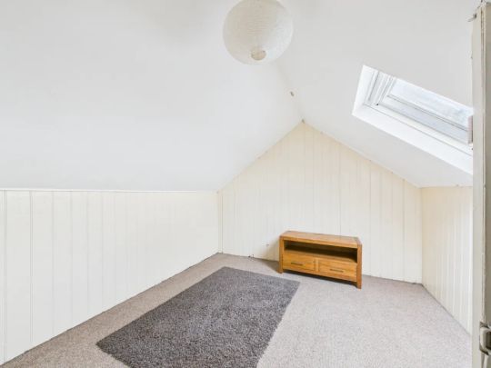 80 Dundela Avenue - Photo 1