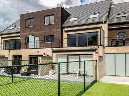 Recent en goed gelegen appartement met 3 slaapkamers - Photo 3