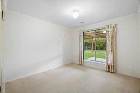 Spacious 4-bedroom Family Home In Quiet Location – Easy Access To Lavington & Albury Cbd - Photo 4