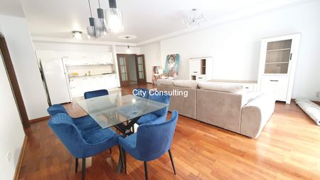 Inchirieri Apartamente 3 camere Bucuresti - Fotografie 4