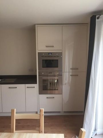 Great Clover Leaze, Bristol - Photo 2