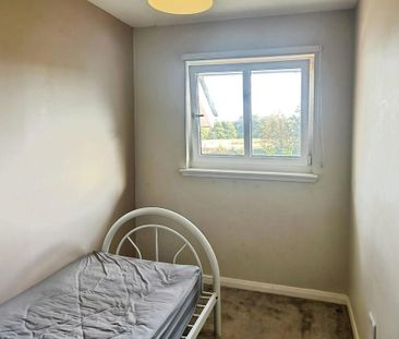 2 bedroom barn conversion to rent - Photo 3