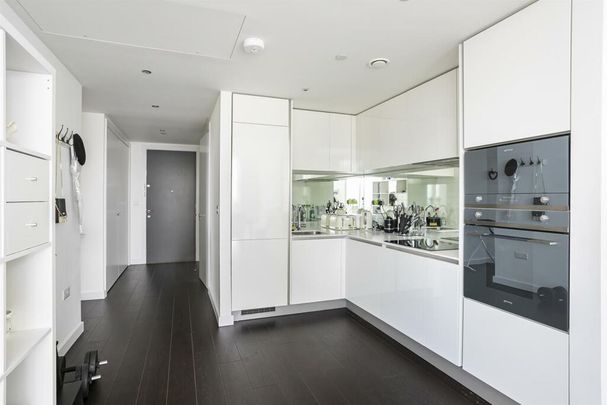 155 Wandsworth Road, SW8, London - Photo 1