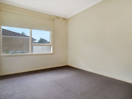 Great Location - Photo 4