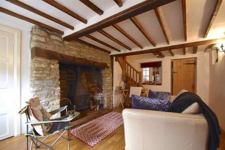 High Street, Upper Heyford, OX25 - Photo 2