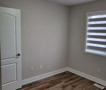 For Lease - 58 Hollingsworth Circle, Brampton, Ontario - Photo 2