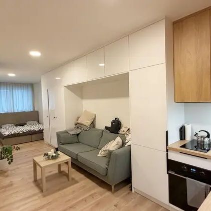 Pronájem, P-10, Strašnice, 1+KK, 35 m - Photo 1