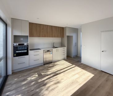 4/33 Russell Street, Linwood - Photo 2