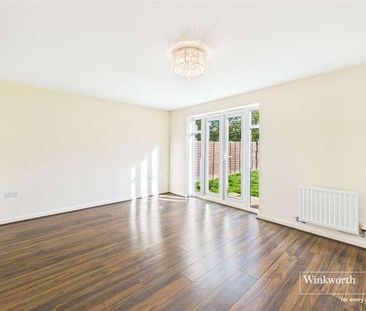 Roe Gardens, Three Mile Cross, Reading, RG7 - Photo 4