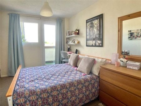 Cedar Court Road, Cheltenham, GL53 - Photo 3