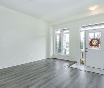 For Lease - 86 Kenneth Rogers Crescent, East Gwillimbury, Ontario - Photo 2