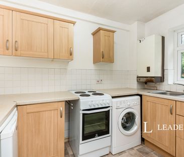 apartment to rent Raglan Road, GU21 - Photo 4