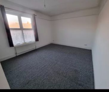 3 Bed Terraced House, Elmham Road, S9 - Photo 4