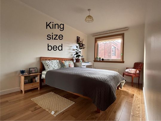 Room in a Shared Flat, Ascot Court, G12 - Photo 1
