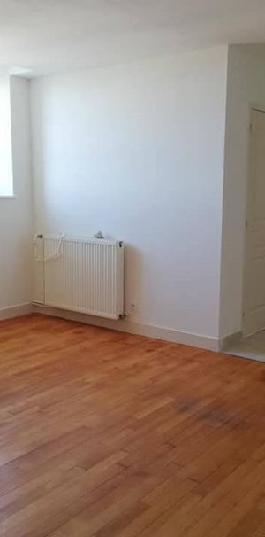 Location Appartement 2 pièces 53m² JOIGNY 89300 - Photo 1