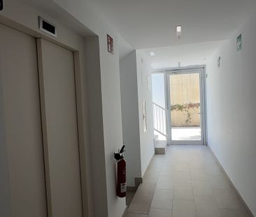 Ground Floor Apartment in Estepona - Photo 4
