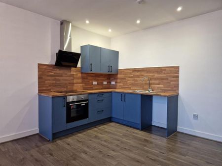 2 bedroom flat to rent - Photo 4
