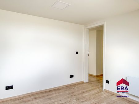 Gerenoveerd duplex-appartement met 2 slaapkamers in Landen - Photo 5