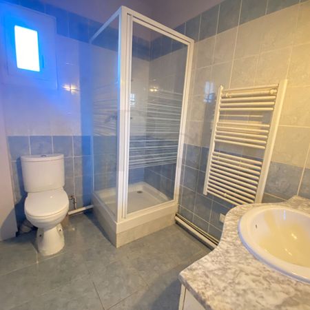 Location Appartement 2 pièces 38m² - Photo 4