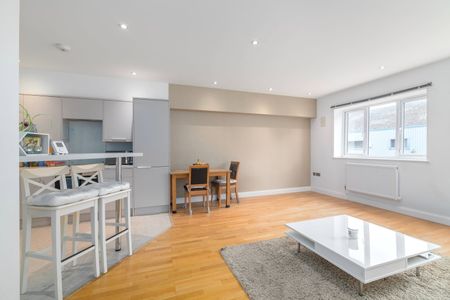 Mount Pleasant, Wembley, HA0 1TX - Photo 2