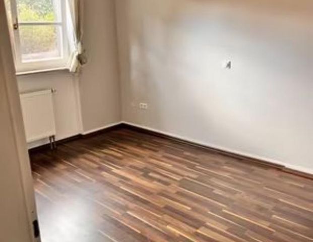 2-Zimmer-Einliegerwohnung in Aschaffenburg-Schweinheim - Photo 1