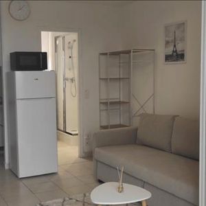 1 pièce - Meublé - 18 m² - 5ème étage - Colocation non autorisée - Photo 2