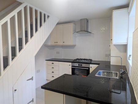 1 bedroom terraced house to rent - Photo 5